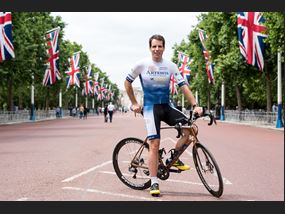 Mark Beaumont 2019 flags