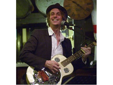 Dan Sowerby live 2017